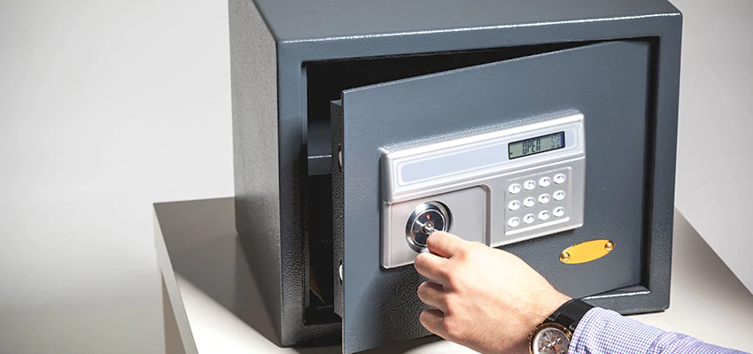 Jewelry Safe Unlocking Service in East St Louis