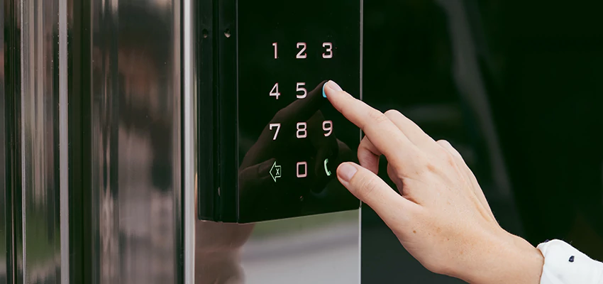 Keyless Door Entry System in East St Louis