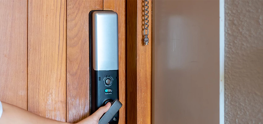 Home Security Electronic Locks Upgrades in East St Louis