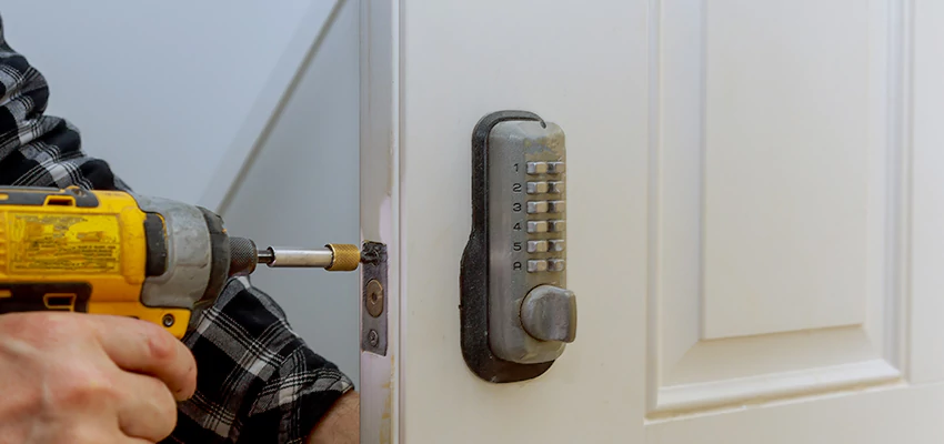 Digital Locks For Home Invasion Prevention in East St Louis, IL